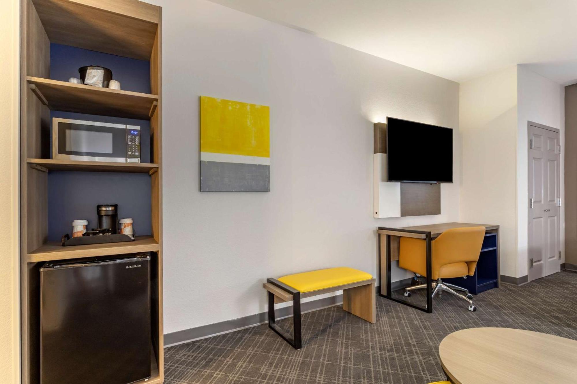 Comfort Suites Натчиточес Экстерьер фото