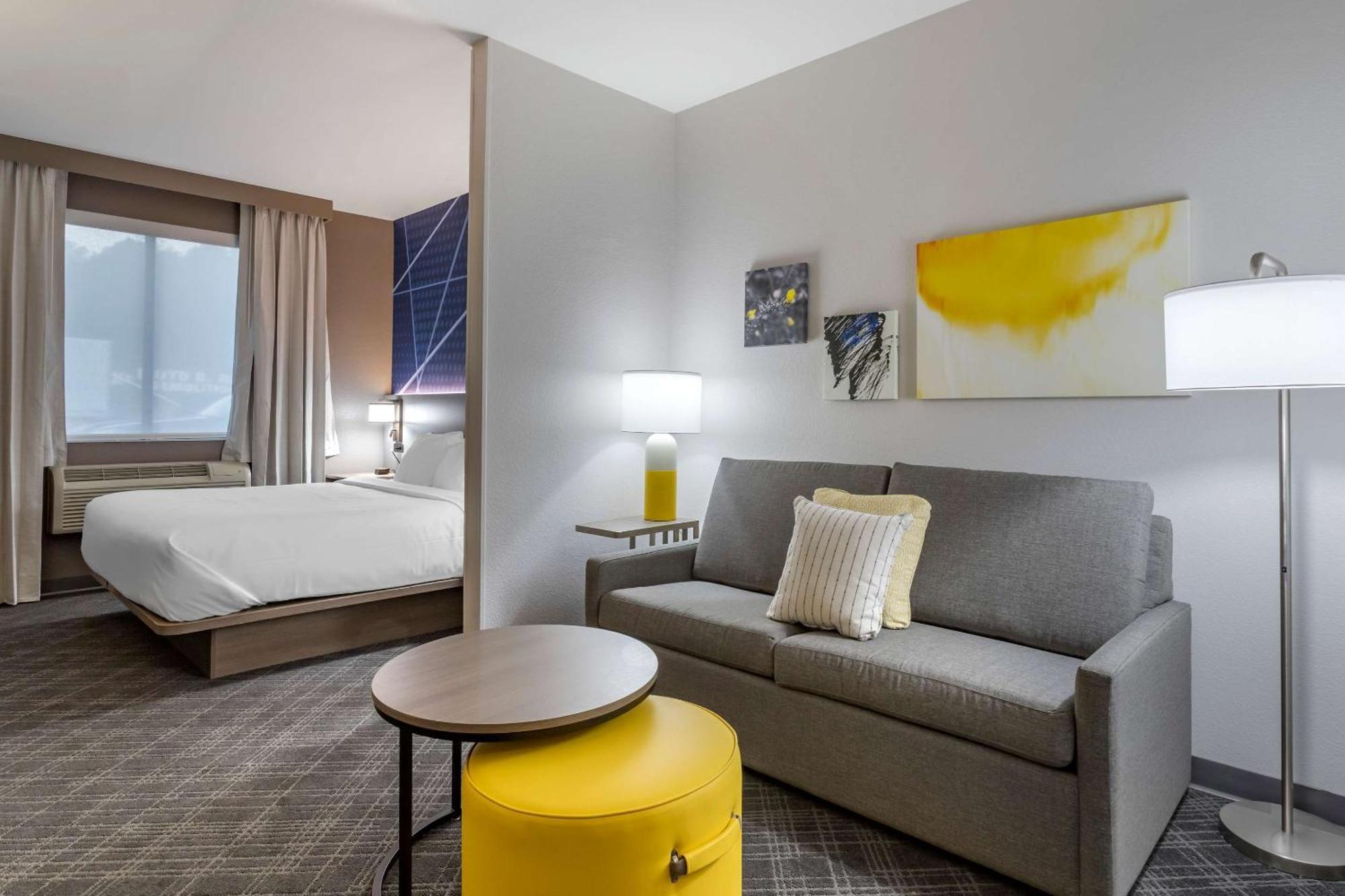Comfort Suites Натчиточес Экстерьер фото