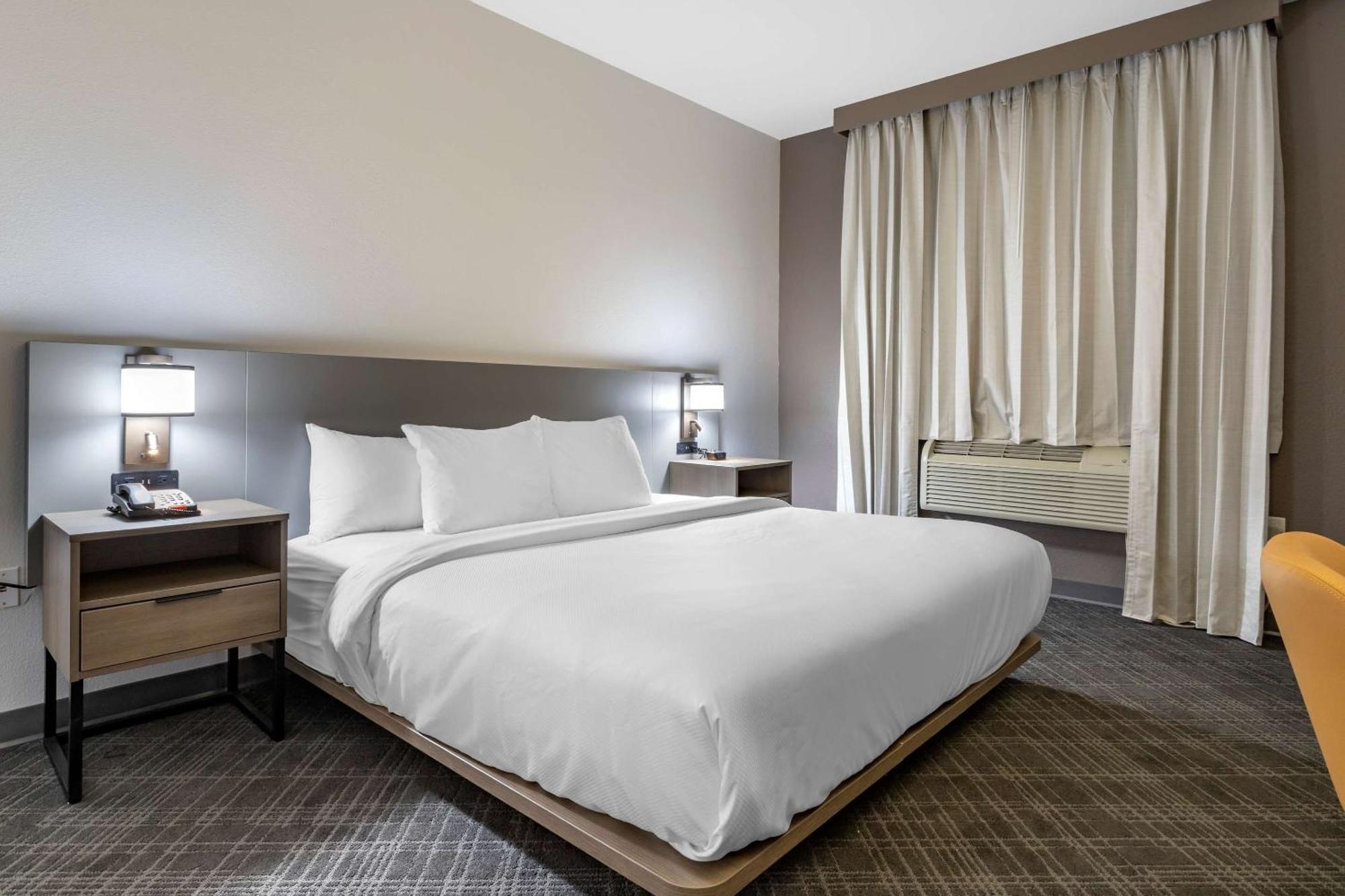 Comfort Suites Натчиточес Экстерьер фото