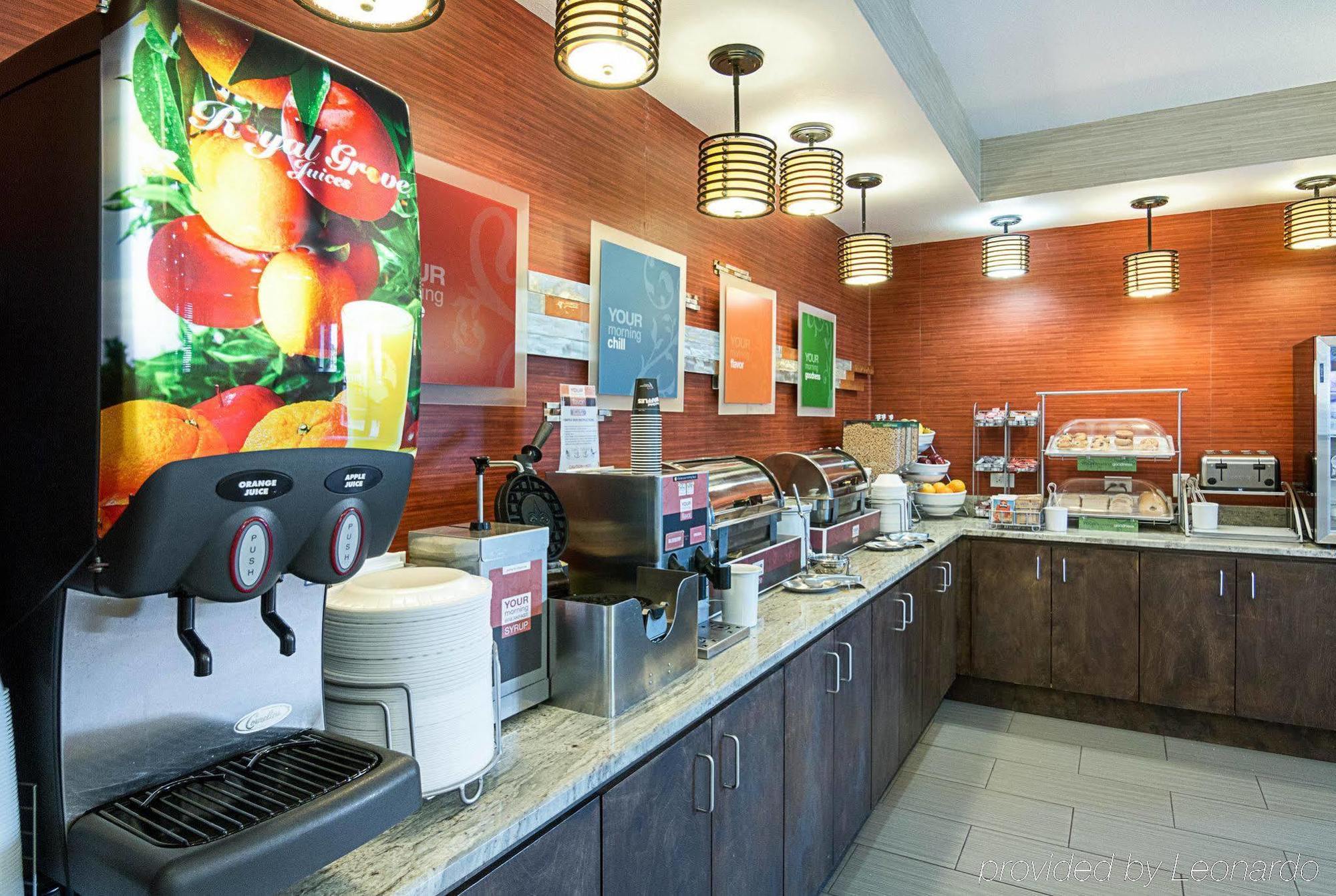 Comfort Suites Натчиточес Экстерьер фото