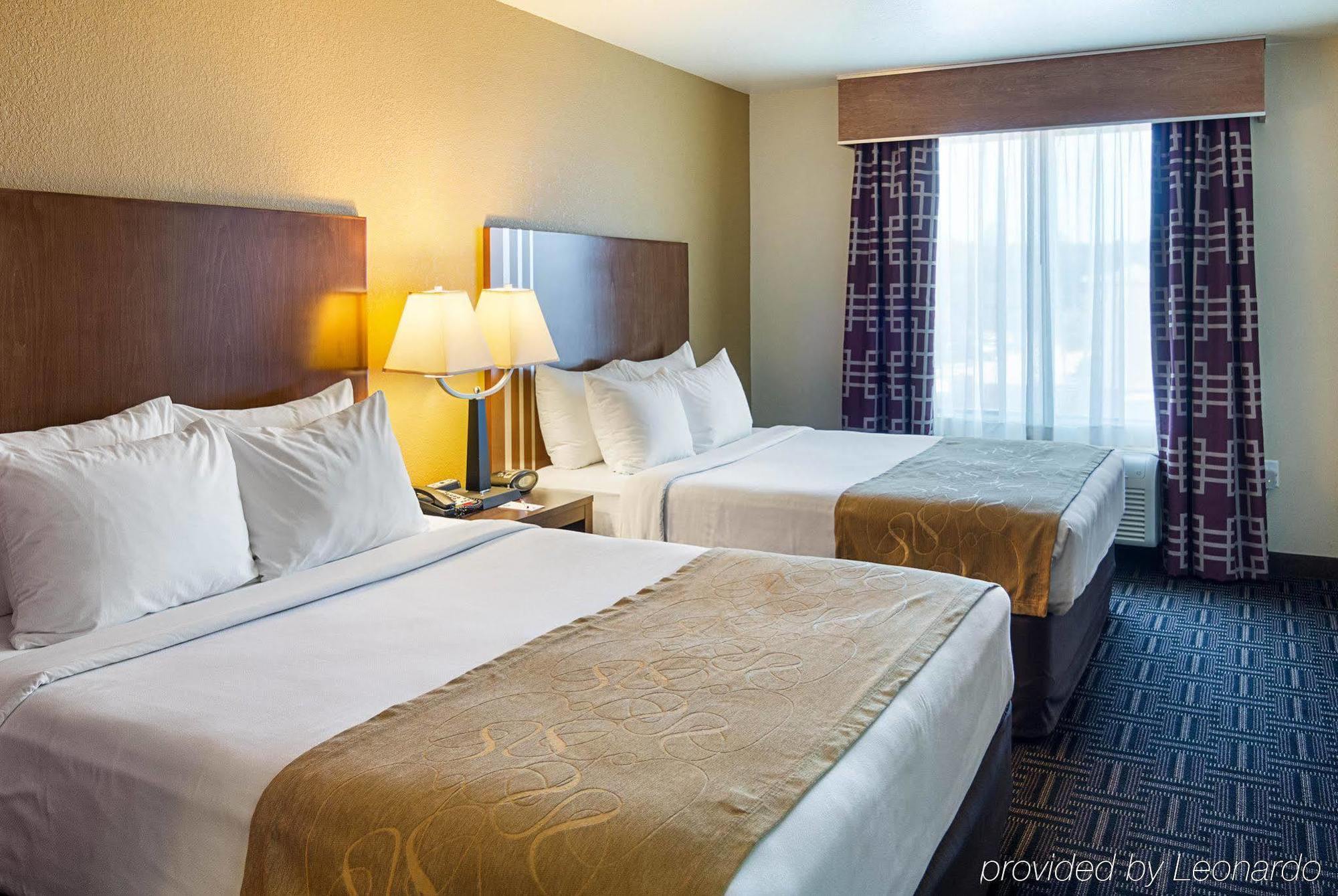 Comfort Suites Натчиточес Экстерьер фото