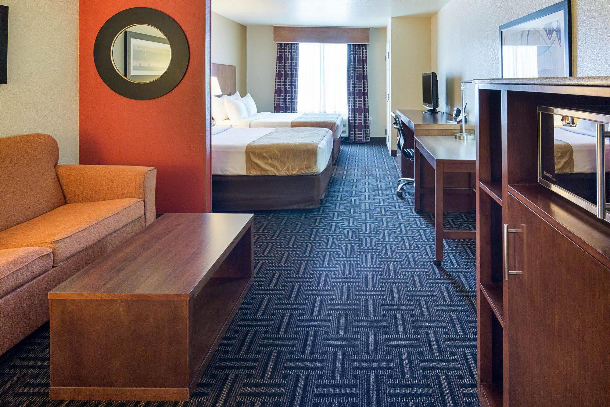 Comfort Suites Натчиточес Экстерьер фото